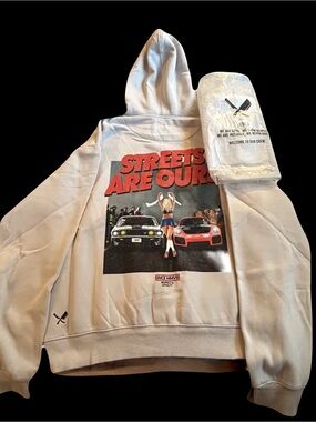 Distorted People Hoodie Men’s size large
